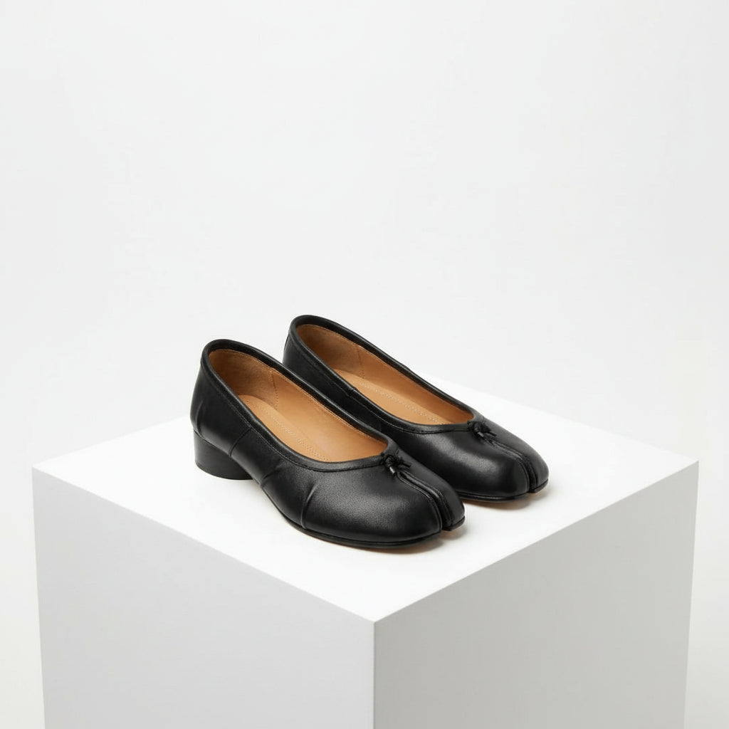 Black Leather Tabi Pumps